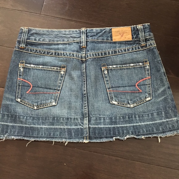 American Eagle Jeans Skirt - Picture 2 of 4